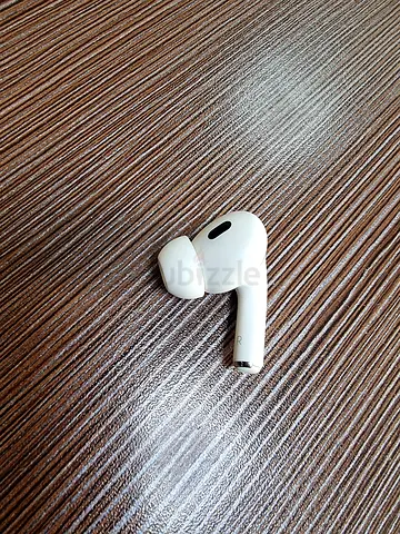 Only Right side (A3047) A i r p o d s   pro 2