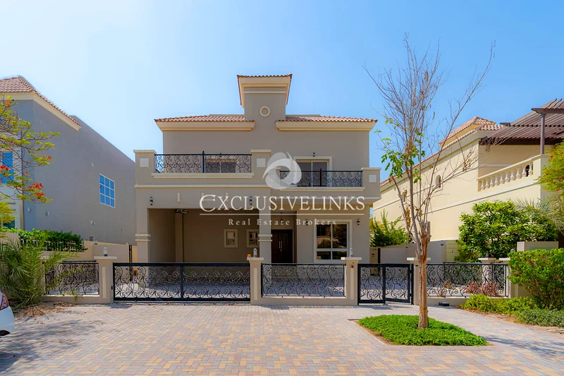 Vacant | Custom-Built | Basement63727565402625110