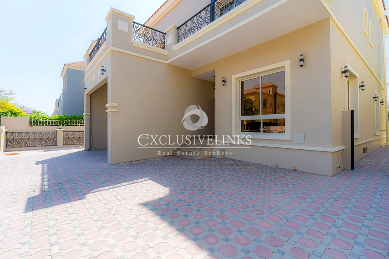 Vacant | Custom-Built | Basement63727565402625112