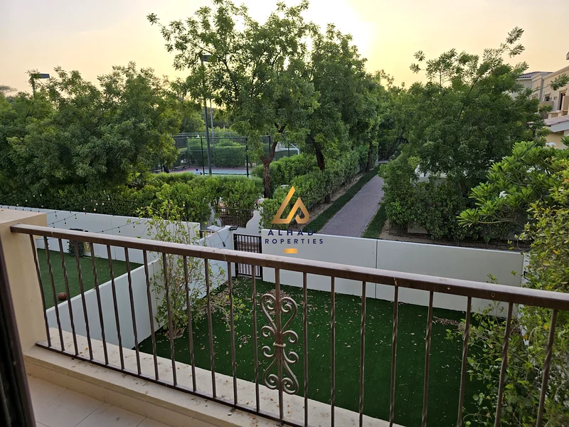 Exclusive | Access to Pool | Prime Location63917429239939112