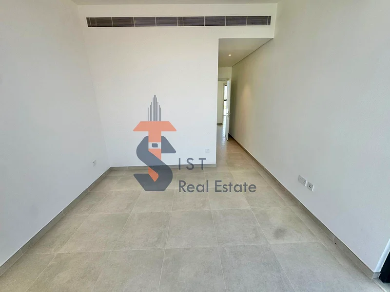 Cash Buyers | Single Row | Handover Soon63926297426178114