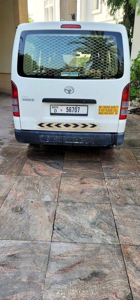 VAN HIACE SALE63612448382723113