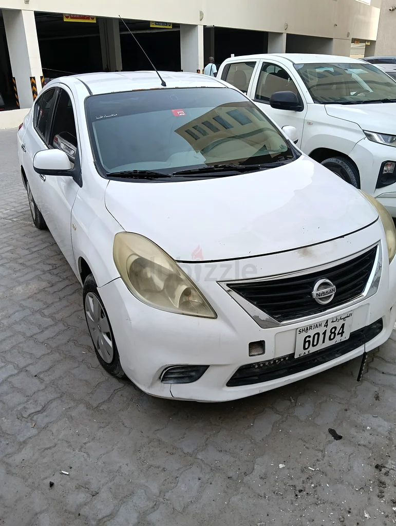 Nissan Sunny موديل 2013 عاد 381000 كم بطاريه جديدة تواير يوجد كاميرا خلفيه ضمان كير شاصيه63612795366017110