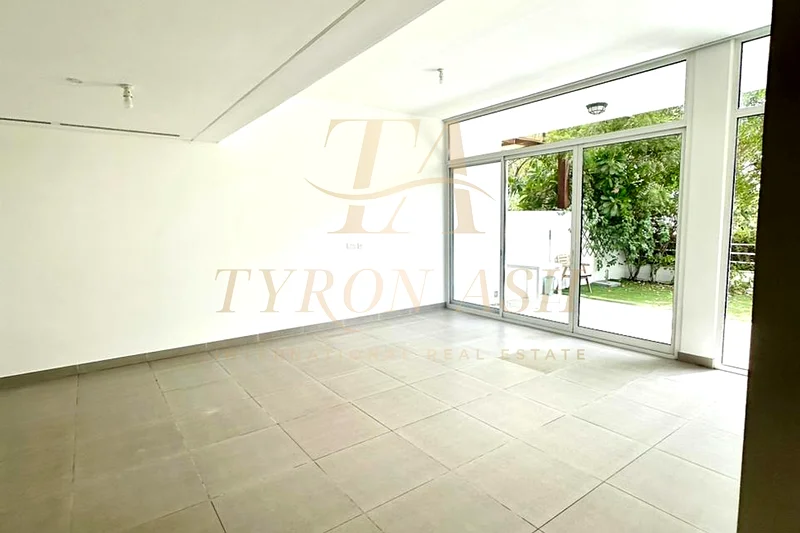 GARDEN ACCESS | +MAID | APPLIANCES INCLUDED | 3MIN TO TRUMP GC63731180152321112