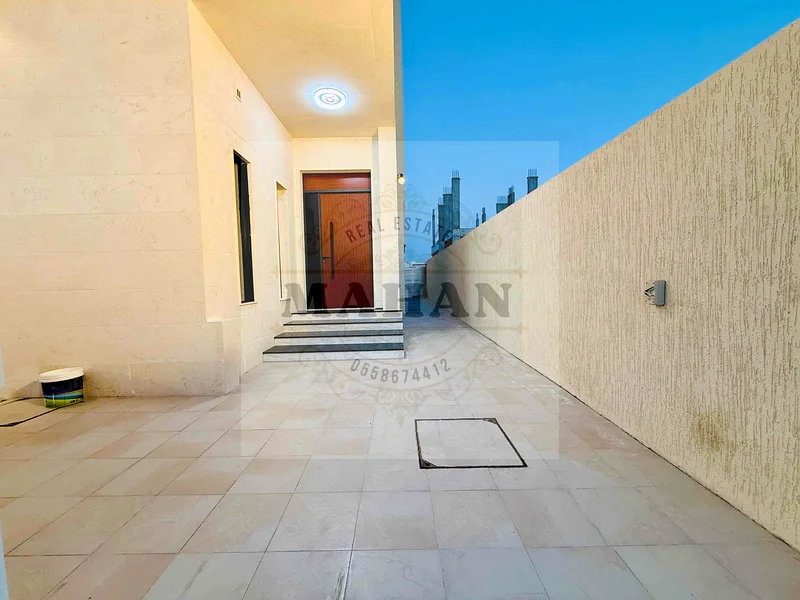 🏡 فيلا فاخرة للبيع – الفحيص، عجمان 📍 قطعة ركنية مميزة | على الطريق الرئيسي63883603877506113