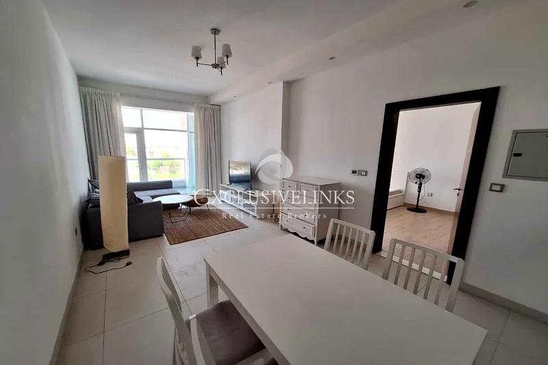 Fully Furnished |  Park Views | Price Neg63729404099075112