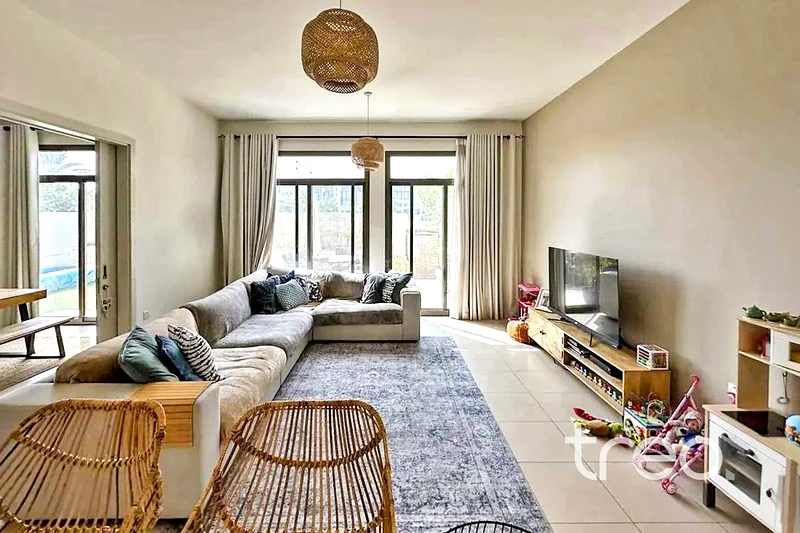 Single Row | Prime Location | Notice Served63950459761537111