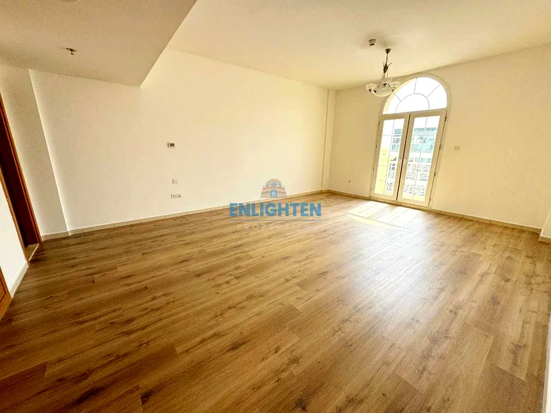Spacious Layout | Huge Balcony | Upgraded | Vacant63778886325123110