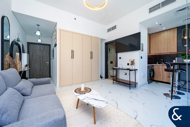 Luxury Studio | Modern | Prime Location63798926901505110