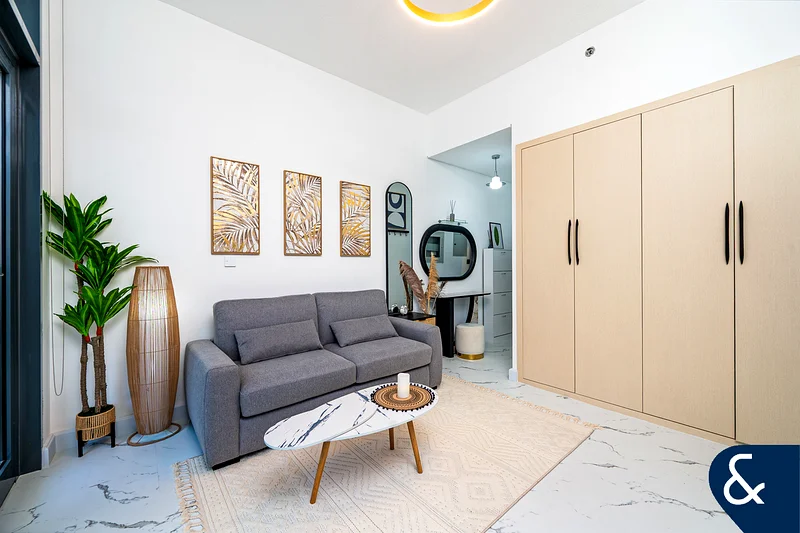 Luxury Studio | Modern | Prime Location63798926901505111