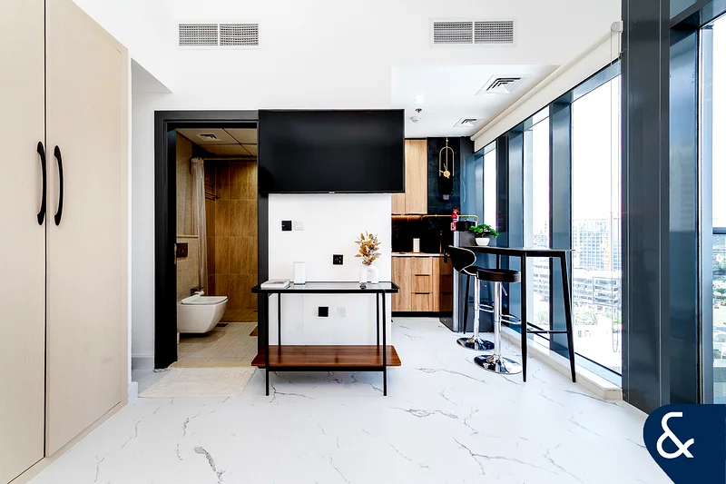 Luxury Studio | Modern | Prime Location63798926901505112