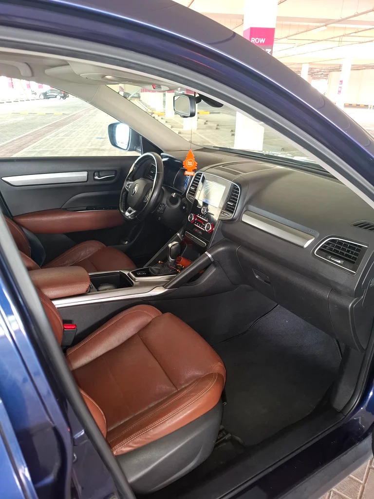 RENAULT KOLEOS 2018 GCC63613733559811112