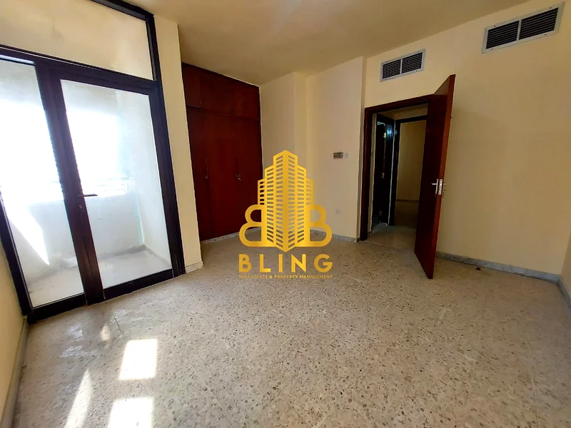مذهل 3 غرف نوم مع خزائن مدمجة ومطبخ مغلق63612100627713111