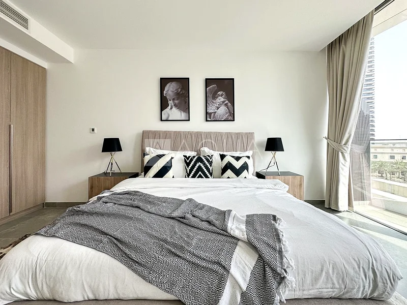 Fully Furnished | Huge Layout | Marina View64038434368386113