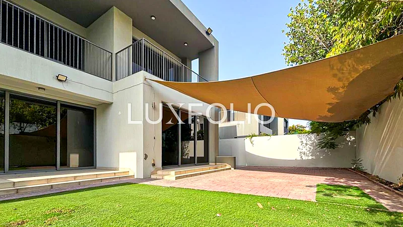 Huge Plot | Near Amenities | Vacant63754730279938112