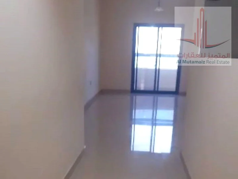غرفتان وصالة للإيجار السنوي في الجرف الصناعية 1، موقع ممتاز63712336412417111