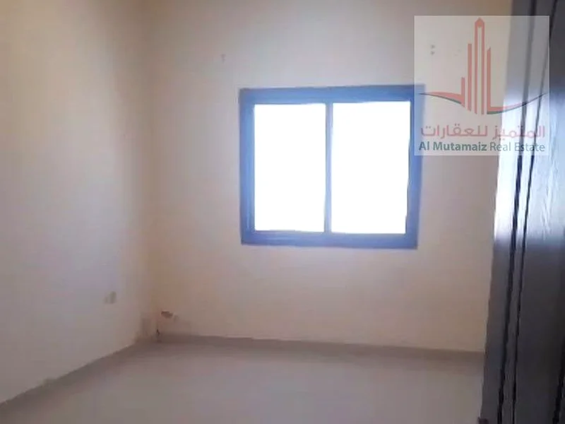 غرفتان وصالة للإيجار السنوي في الجرف الصناعية 1، موقع ممتاز63712336412417113