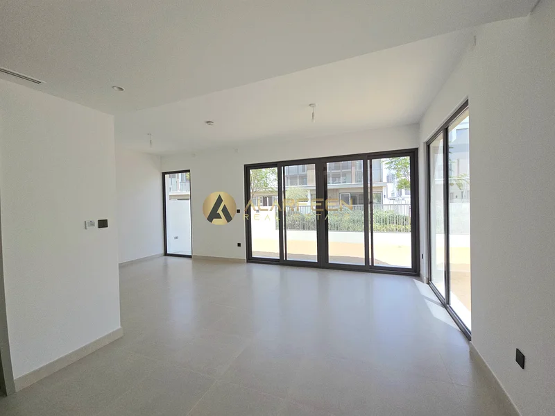 Community View | Prime Location | Spacious Villa63806547653379111