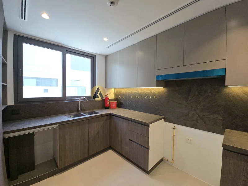 Community View | Prime Location | Spacious Villa63806547653379113