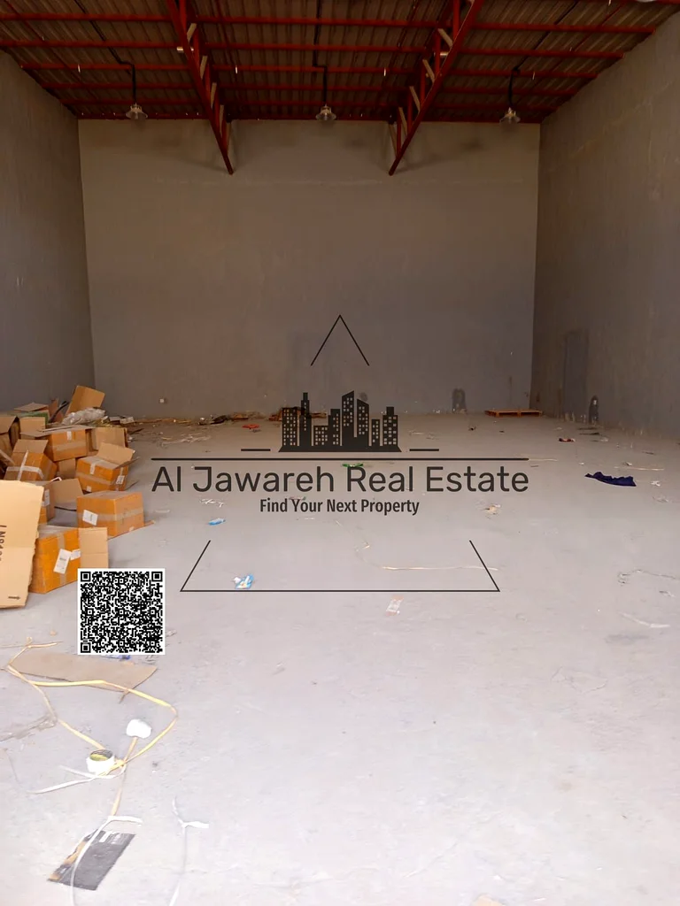 Warehouse 2520 s.f for rent in Umm AlQuwain 25 KW63623065392258111