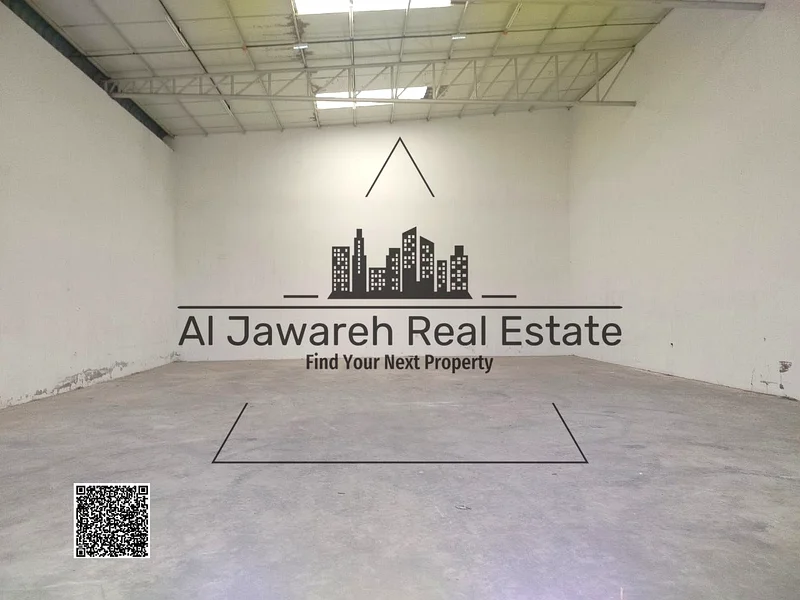 Warehouse 2520 s.f for rent in Umm AlQuwain 25 KW63623065392258114