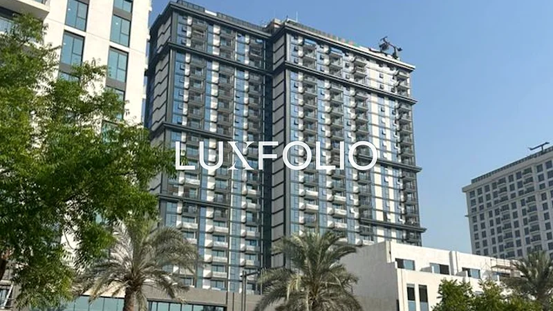 High Floor | Early Handover | Villa and Pool Views64043996839298110