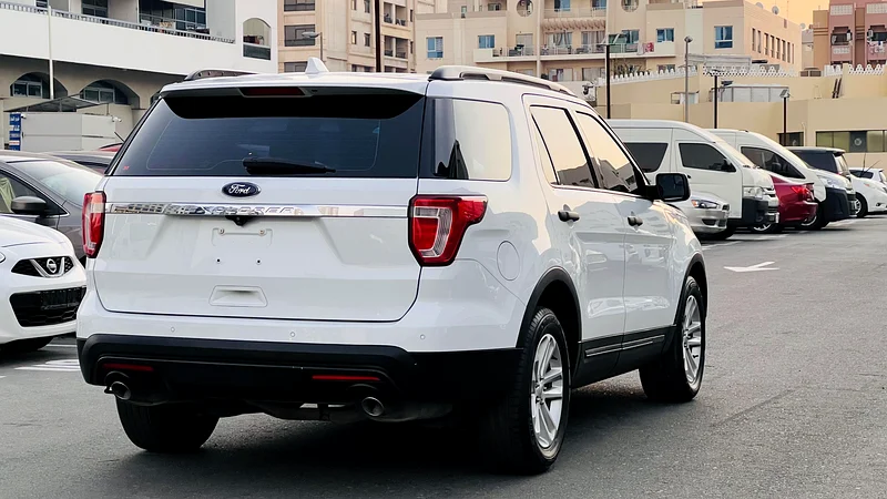 EXPLORER GCC SPEC, SINGLE OWNER ACCIDENT FREE 100% BANK LOAN 0% DOWN PAYMENT63612056910081114
