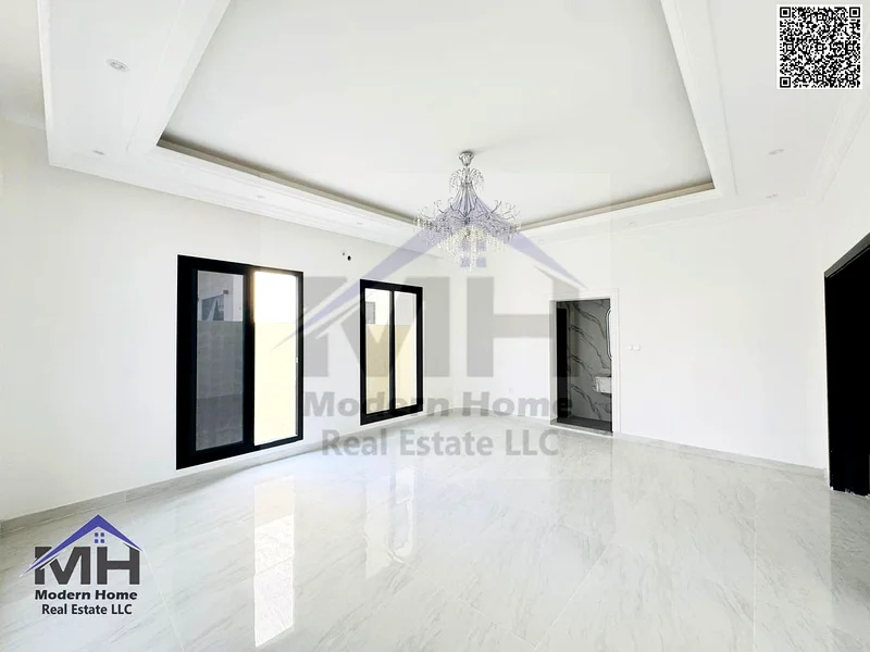 Without annual fees, own a modern villa in Ajman, freehold, first inhabitant, super deluxe finishing, next to services, opposite Azha Community63906645205249114