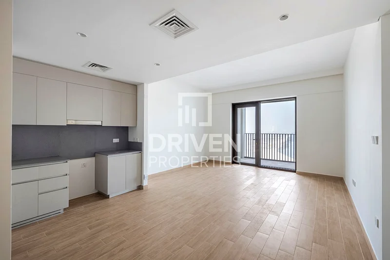Elegant Apt and Full Sea View | Vacant Unit64024295259266111
