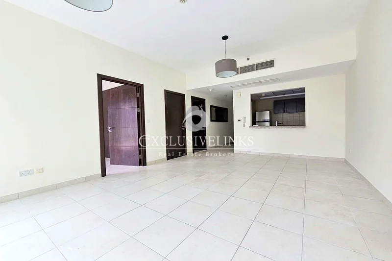 Bright Unit | Pool/Marina View | Unfurnished63774419486338113