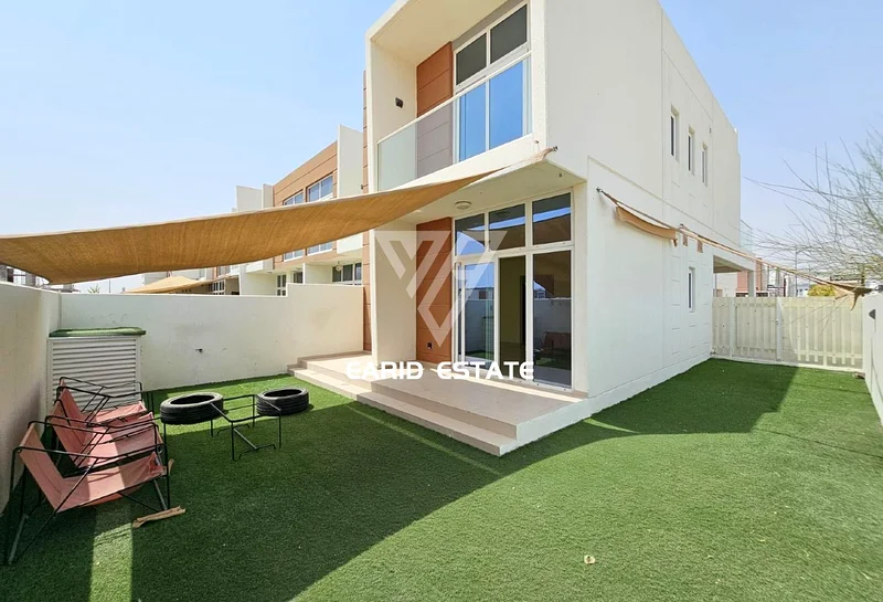 SINGLE ROW | END CORNER| BIG PLOT |CLOSED KITCHEN64001701314177110