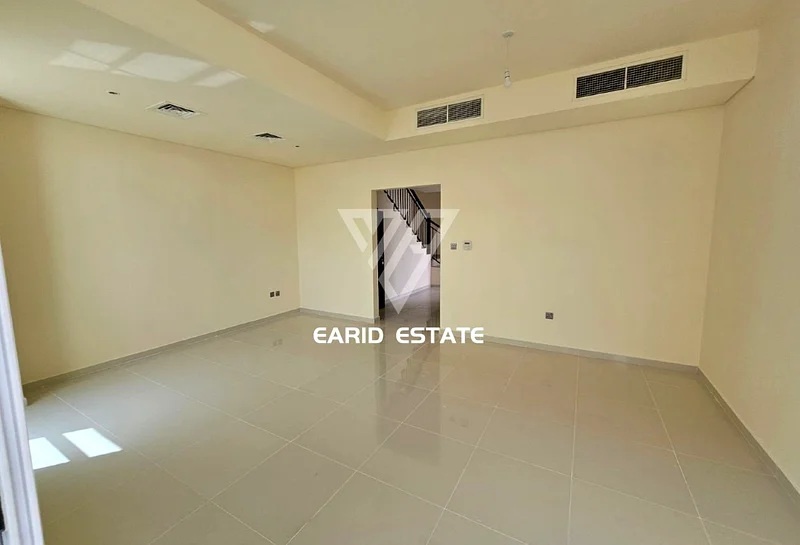 SINGLE ROW | END CORNER| BIG PLOT |CLOSED KITCHEN64001701314177112