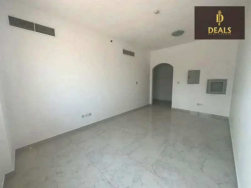 2BHK  FREEHOLD APARTMENT | Prime Location | Special parking | NO Commission63867771901185112