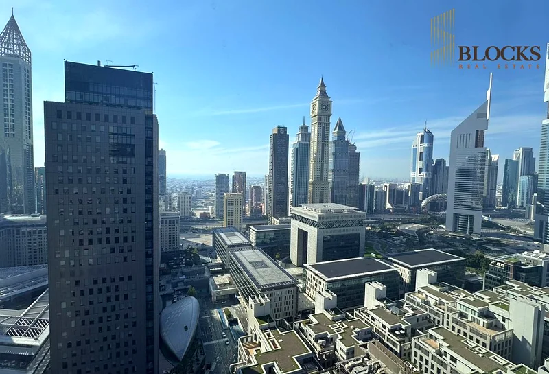 منظر ديفك | شقق للبيع في الطوابق العليا مع حديقة سكاي63925037555330111