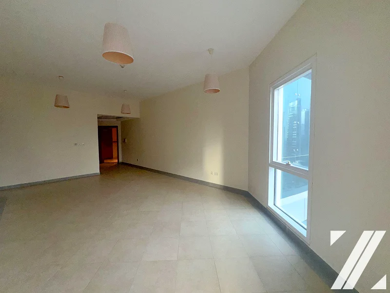 Next to metro | Chiller free | Vacant | No Balcony63923532185602113