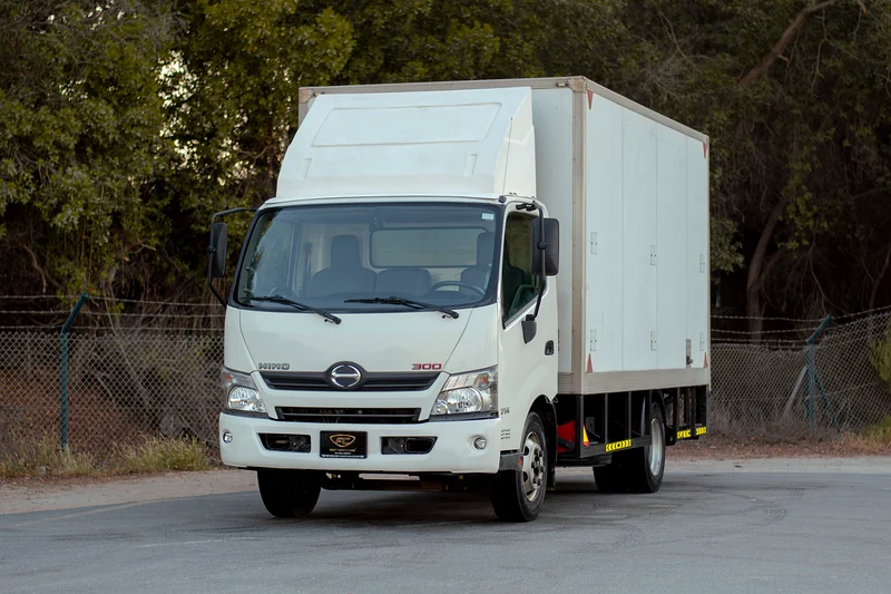 Dry-Box Rear Lift | Diesel | GCC Specs | Ref#H3125963612068519043110