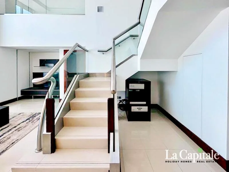 Ready to Move In | 2 Bedroom Apt | Top Floor63724602206723114