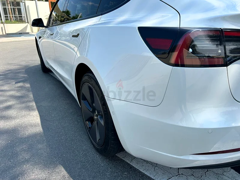 Tesla Model 3 Standard - UNDER WARRANTY63612058851713113