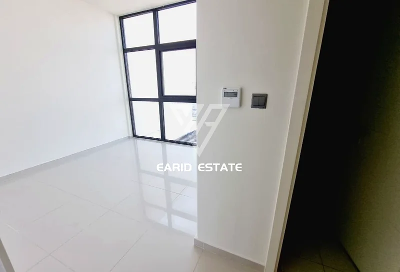 Excellent Condition | 3+ Maid| Huge Living Room64002526831747114