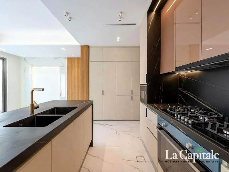 Elie Saab | Fully Vastu Compliant | Single Row63927001451777112