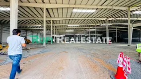 **🏭 Ready to move 47603 sqft Warehouse For Rent in Emirates Modern Industrial Area, Umm