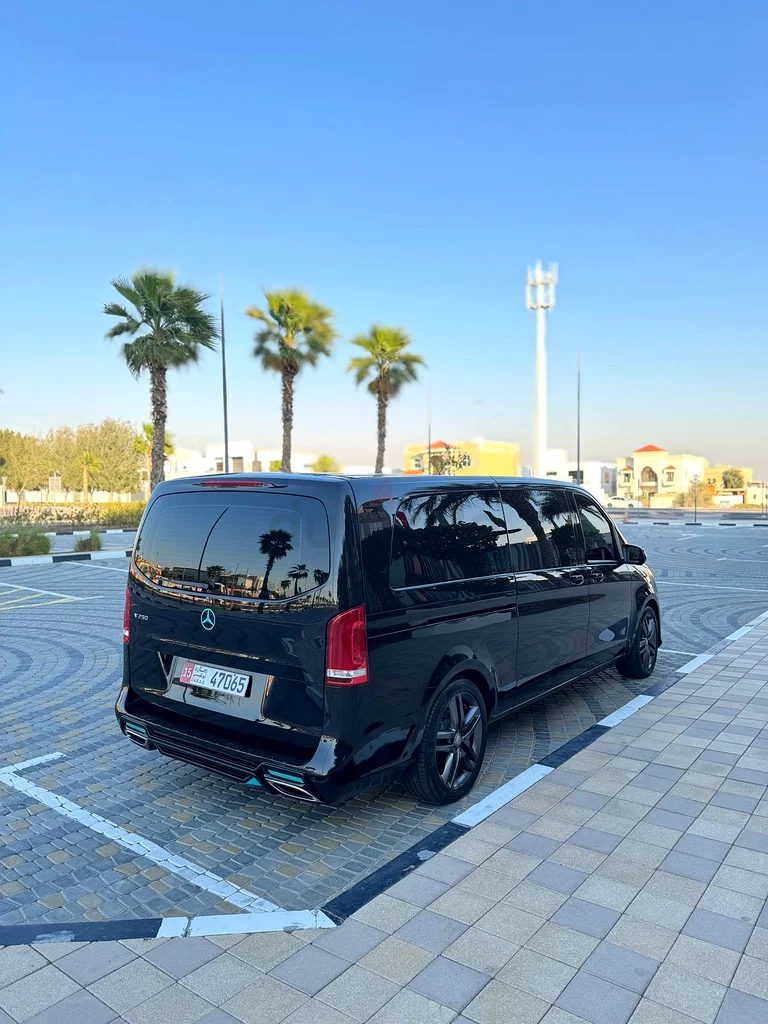 LUXURY GAMING VAN Mercedes V250 Blackstar Custom63699041985795113