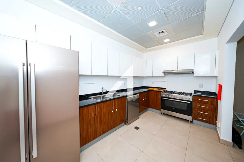 Stunning Views | Huge Size | Motivated Seller64037542857730113