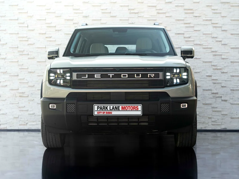 BACK-TO-SCHOOL DEALS • JETOUR T1  • AGENCY WARRANTY TILL  MILLION KM’S WITH SERVICE PLAN • GCC63612057184002112
