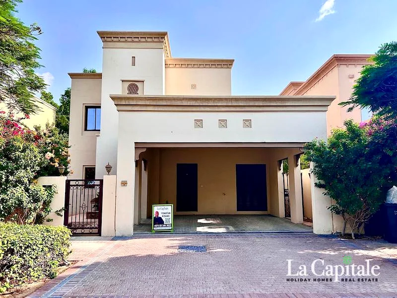 Spacious|  Pool and Park View | In Great Condition63915839936769110