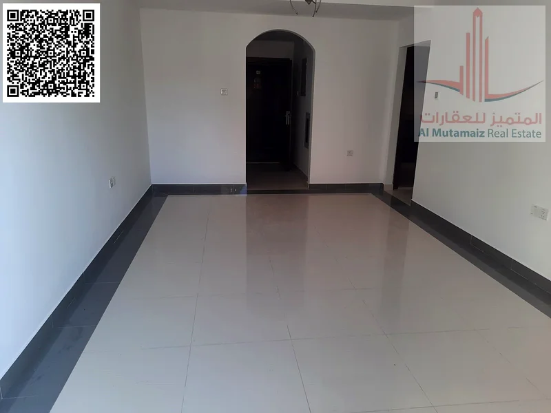 للبيع. مبنى عمره سنة واحدة في منطقة حيوية63885247943810111