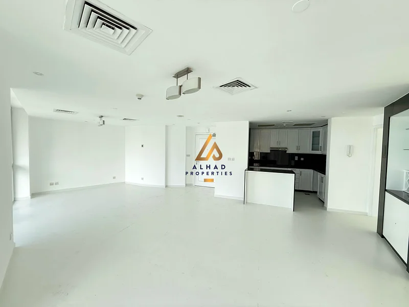 Huge Layout | Sea View | Near Metro | Balcony64037065248642111