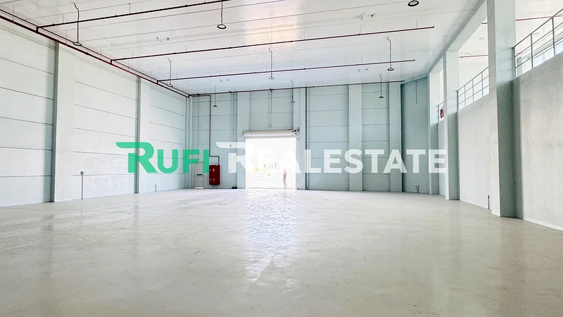 88 KW 110KVA // Brand New 3,687 SQFT Warehouse With Show Room for Rent In EMIRATES MODERN INDUSTRIAL AREA63623152237186114