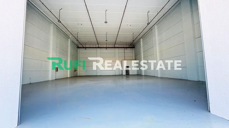 88 KW 110KVA // Brand New 3,687 SQFT Warehouse With Show Room for Rent In EMIRATES MODERN INDUSTRIAL AREA63623152237186112