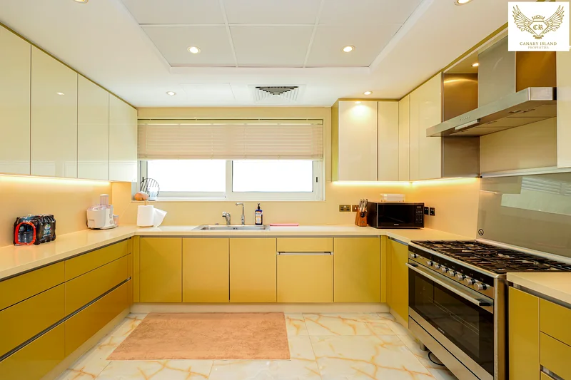 UPGRADED | PRIME LOCATION | VOT63922287143810114